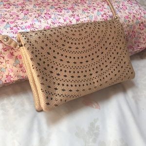 4/$15 💕 Faux Leather Gold Crossbody Purse